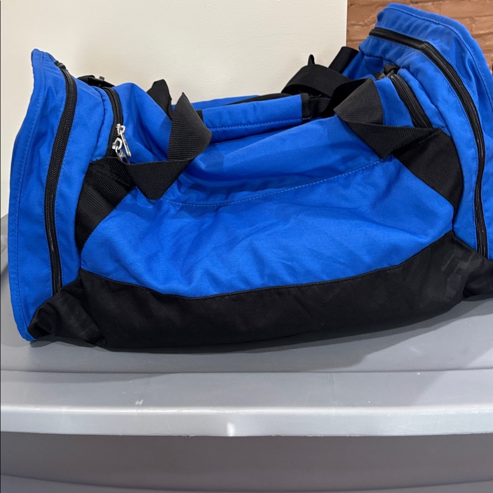 Nike Men's Blue and Black Duffel Bag - Picture 4 of 7
